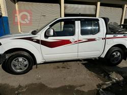 نيسان نافارا